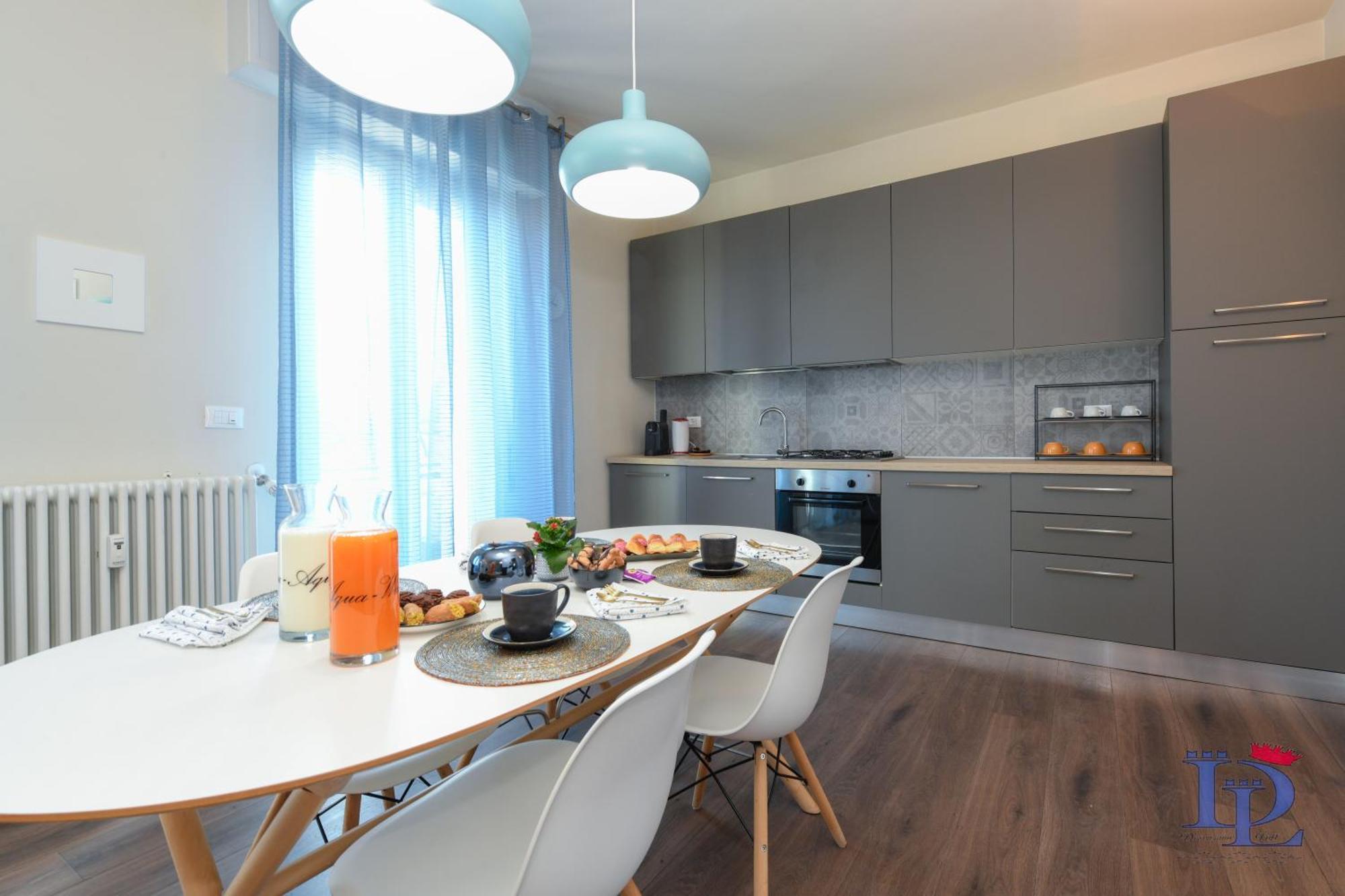 Desenzanoloft Official Partner Marriott Homes & Villas - Jack'S Penthouse เดเซนซาโนเดลการ์ดา ภายนอก รูปภาพ